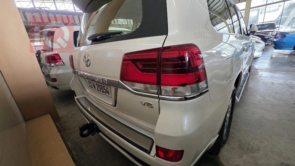 تويوتا لاندكروزر